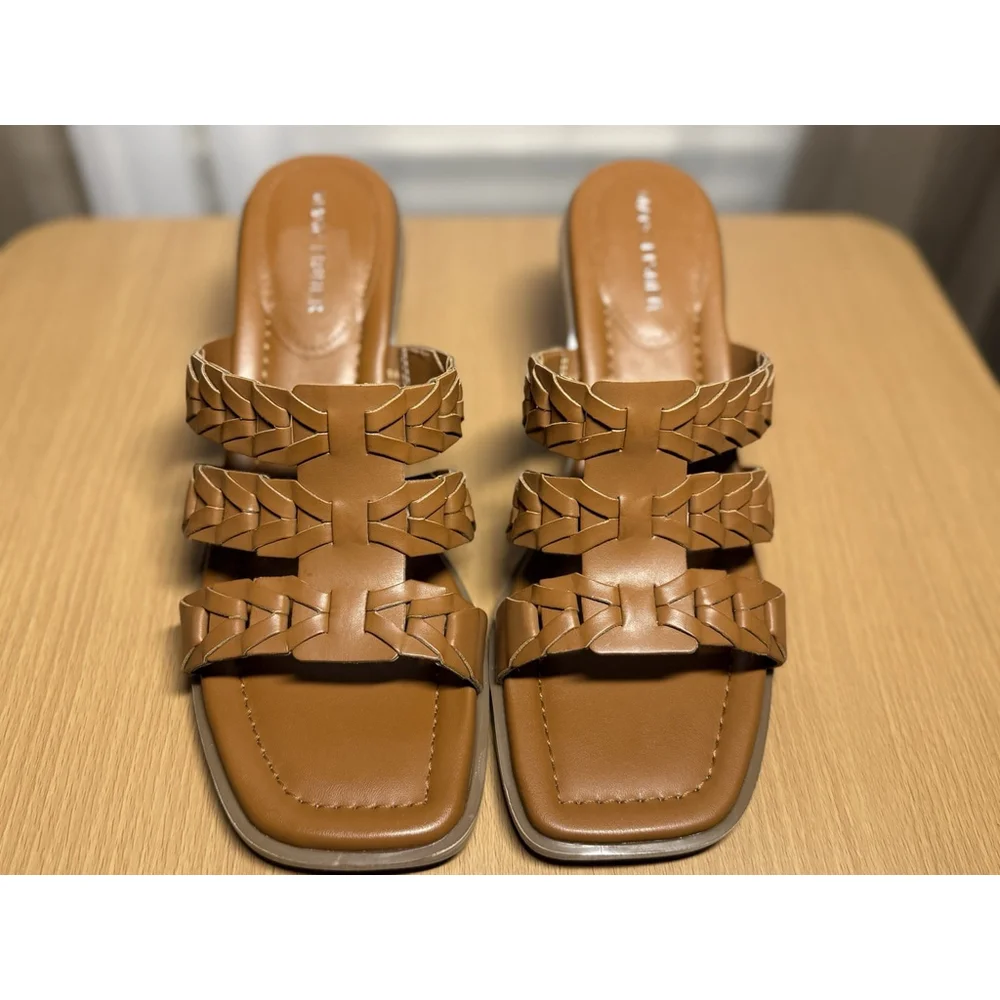 Marc Fisher Womens Slip on Braided Strappy Sandals Mules Sz 9.5 M Brown Cognac